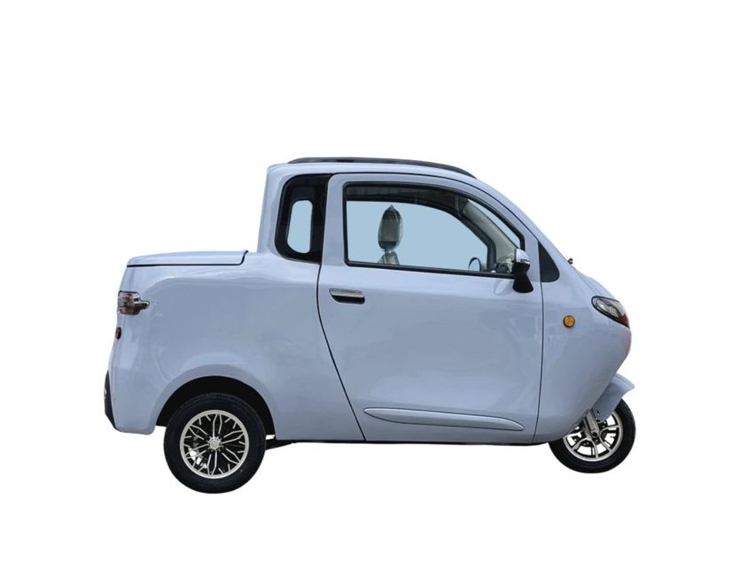 Kabinenroller 3-Rad, 2-Sitzer mit verschließbarem Kofferraum